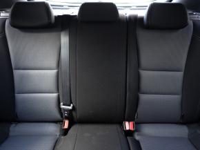 Hyundai i30  1.6 MPI 