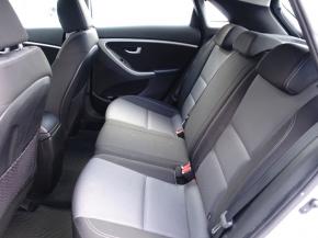 Hyundai i30  1.6 MPI 