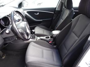 Hyundai i30  1.6 MPI 