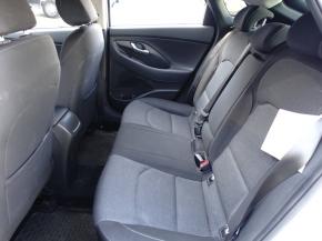 Hyundai i30 Fastback  1.5 T-GDI MHEV 