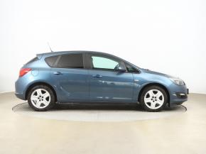 Opel Astra  1.4 T 