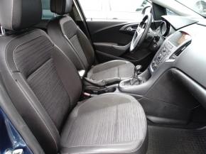 Opel Astra  1.4 T 