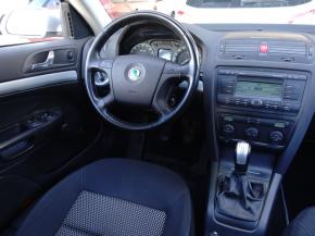 Škoda Octavia  Scout 2.0 TDI 
