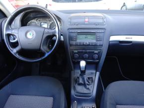Škoda Octavia  Scout 2.0 TDI 