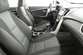 Hyundai i30  1.6 CRDi Active 