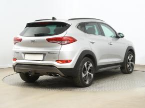 Hyundai Tucson  2.0 CRDi 