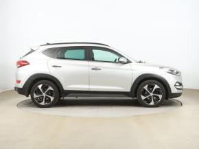Hyundai Tucson  2.0 CRDi 