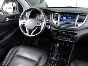 Hyundai Tucson  2.0 CRDi 