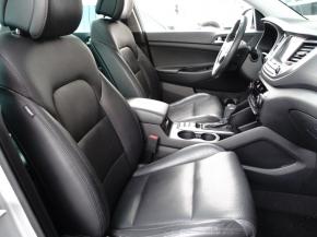 Hyundai Tucson  2.0 CRDi 