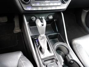 Hyundai Tucson  2.0 CRDi 