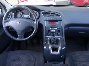 Peugeot 5008  1.6 HDi 