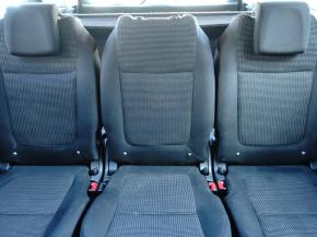 Peugeot 5008  1.6 HDi 