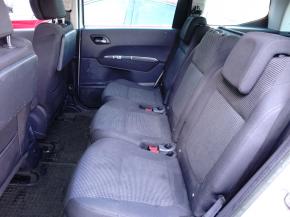 Peugeot 5008  1.6 HDi 