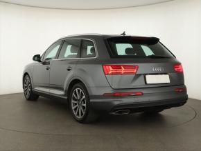 Audi Q7  3.0 TDI S-Line 
