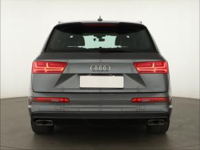 Audi Q7  3.0 TDI S-Line 
