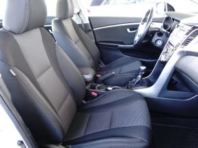 Hyundai i30  1.6 CRDi 