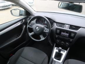 Škoda Octavia  1.6 TDI Elegance 