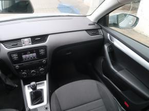 Škoda Octavia  1.6 TDI Elegance 
