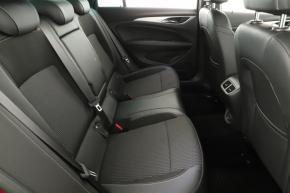 Opel Insignia  2.0 CDTI 