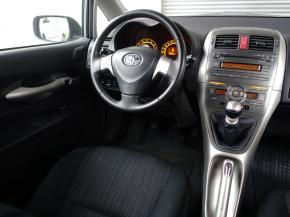 Toyota Auris  1.3 Dual VVT-i 