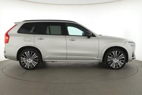 Volvo XC90  B5 AWD 