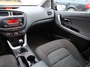Kia Ceed  1.4 CVVT 