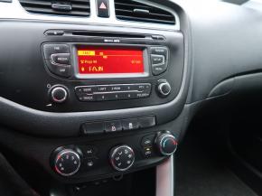 Kia Ceed  1.4 CVVT 