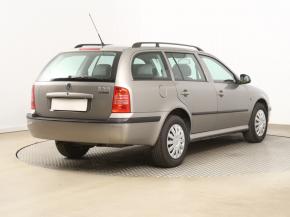 Škoda Octavia  1.6 Tour