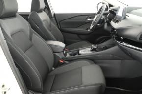 Nissan Qashqai  1.3 DIG-T MHEV N-Connecta 