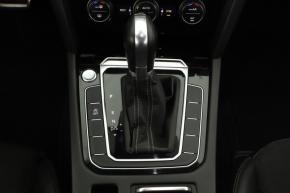 Volkswagen Arteon  2.0 TDI R-line 