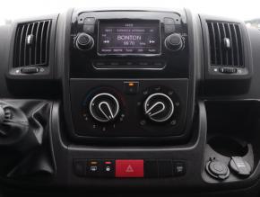 Peugeot Boxer  2.2 BlueHDi . 