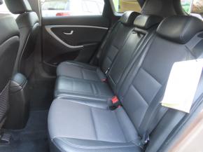 Hyundai i30  1.6 GDI 