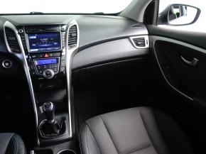 Hyundai i30  1.6 GDI 