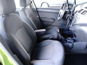 Chevrolet Spark  1.0 16V 