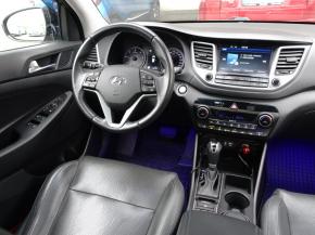 Hyundai Tucson  2.0 CRDi 