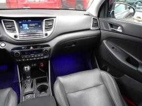 Hyundai Tucson  2.0 CRDi 