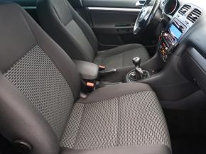 Volkswagen Golf  1.6 TDI Trendline 