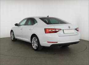 Škoda Superb  2.0 TDI Style 