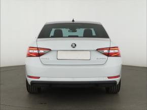 Škoda Superb  2.0 TDI Style 