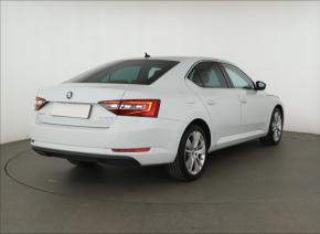 Škoda Superb  2.0 TDI Style 
