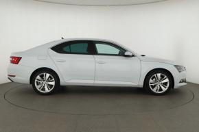 Škoda Superb  2.0 TDI Style 