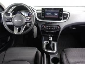 Kia Ceed  1.5 T-GDI 