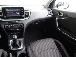 Kia Ceed  1.5 T-GDI 