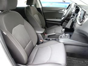 Kia Ceed  1.5 T-GDI 