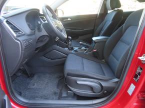 Hyundai Tucson  1.7 CRDi Trikolor 
