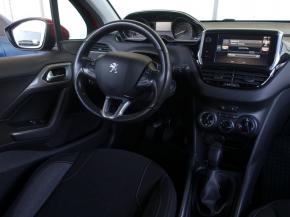 Peugeot 2008  1.2 PureTech 