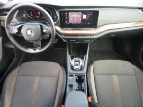 Škoda Octavia  Scout 2.0 TDI . 