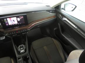 Škoda Octavia  Scout 2.0 TDI . 