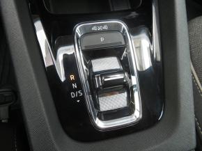 Škoda Octavia  Scout 2.0 TDI . 