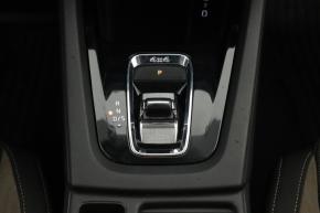 Škoda Octavia  Scout 2.0 TDI . 